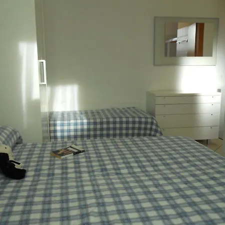 Comfortable Garden For Four Guests Apartmán Bibione