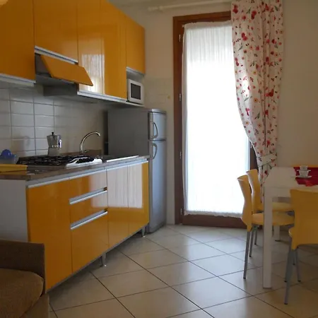 Comfortable Garden For Four Guests Apartmán